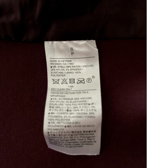 Banana Republic Factory Sz S Ponte Blazer Maroon Cropped Stretch Office Layer - Picture 10 of 10